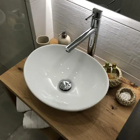 3 Wishes Apartment *