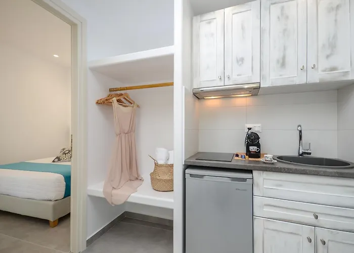 3 Wishes * Naxos City